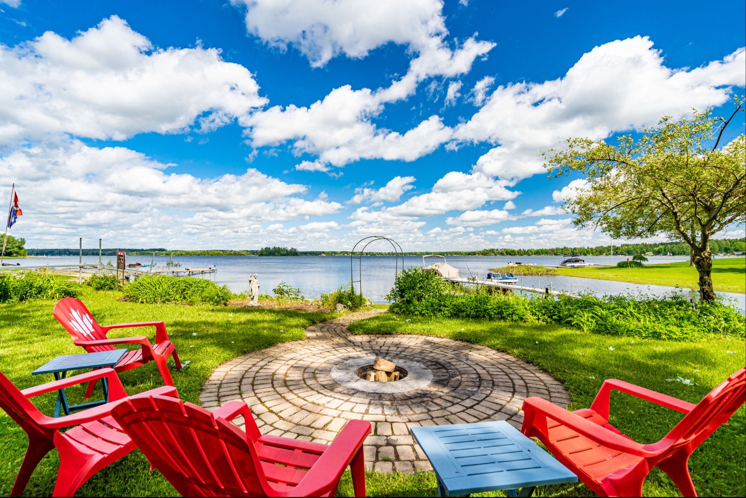 Lake Belwood Real Estate Cottages for Sale at Belwood Lake
